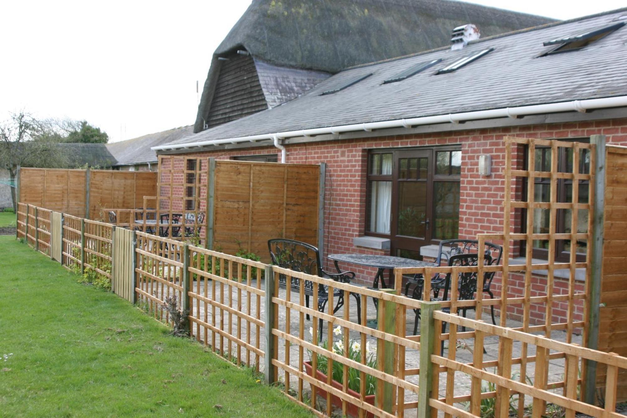 The Old Stables Self Catering Villa Salisbury Exterior photo