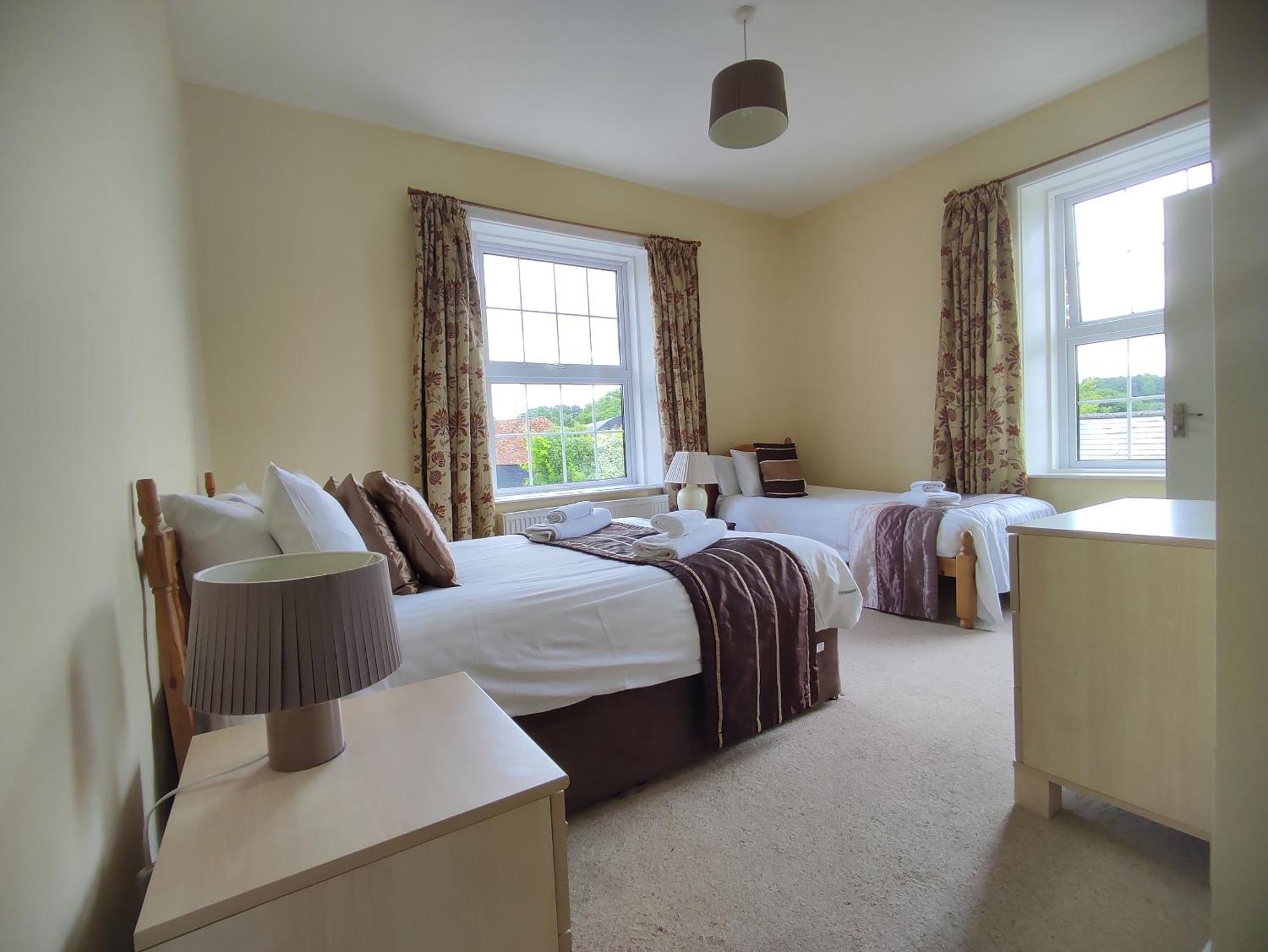 The Old Stables Self Catering Villa Salisbury Room photo