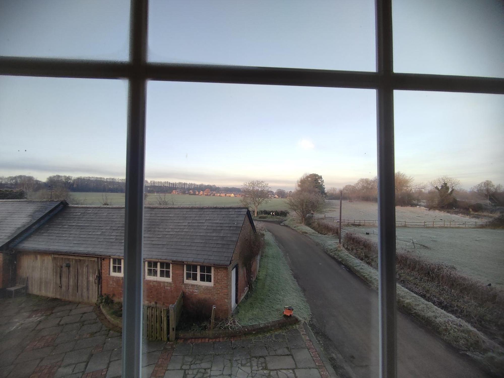 The Old Stables Self Catering Villa Salisbury Room photo