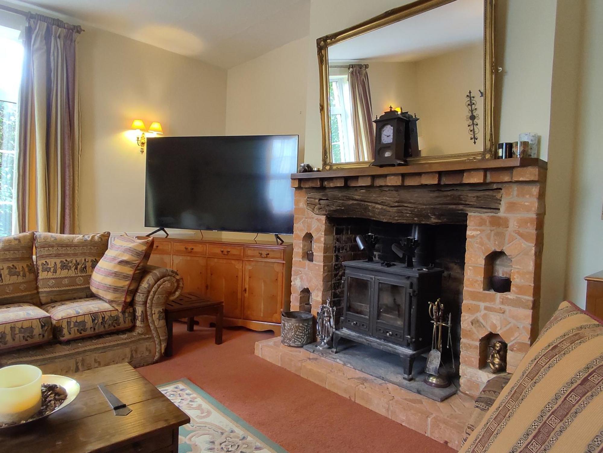 The Old Stables Self Catering Villa Salisbury Room photo