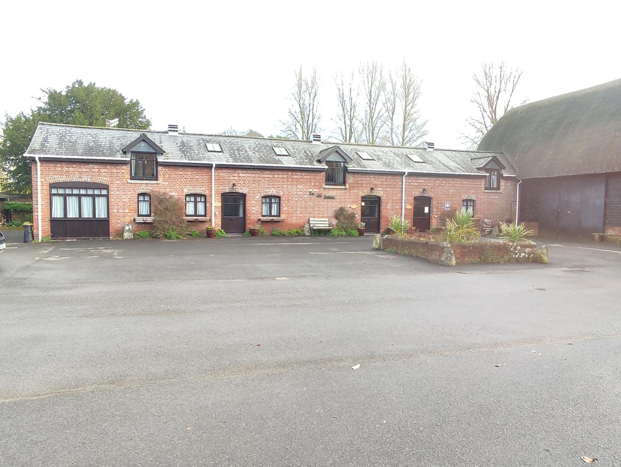 The Old Stables Self Catering Villa Salisbury Exterior photo